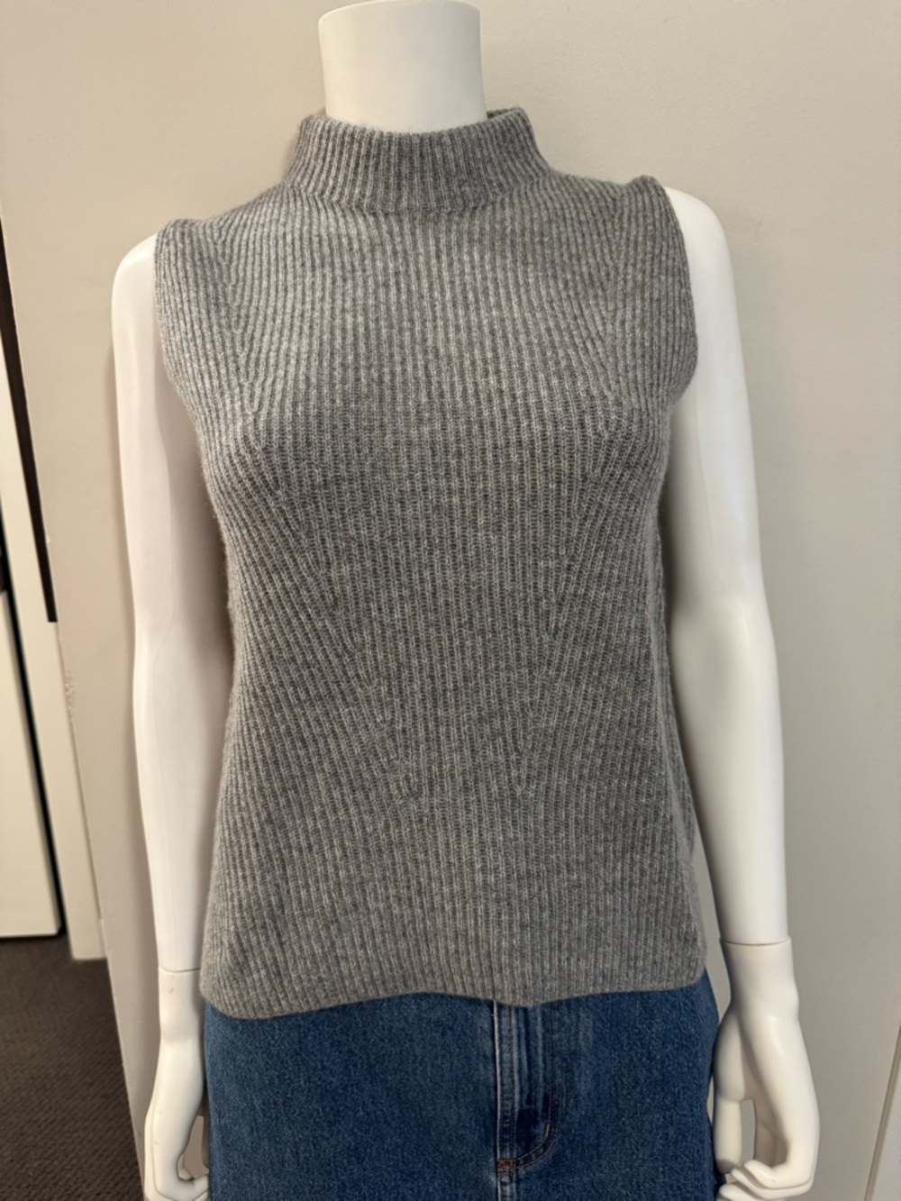 Ann Mashburn Henriette Vest - NWT!